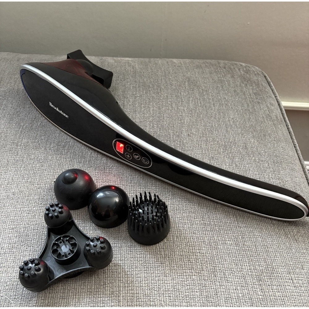 BROOKSTONE HANDHELD HEATING PERCUSSION BODY MASSAGER BK5250-NOC